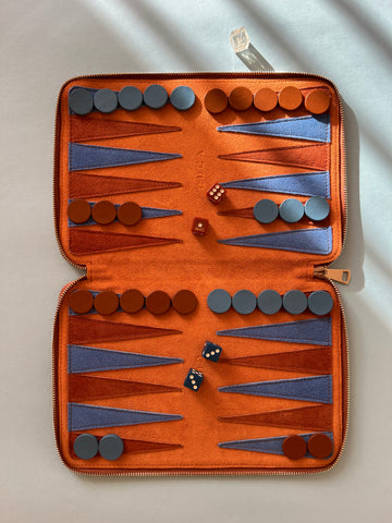 CORAL BACKGAMOOD